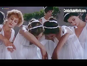 Desiree Nosbusch Blonde , Outdoor in Good Morning, Babylon (1987) 1