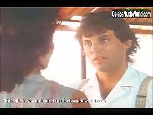 Debora Cali underware in La storia di Lady Chatterley (1989) 12