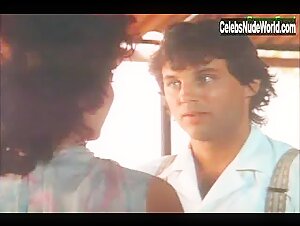 Debora Cali underware in La storia di Lady Chatterley (1989) 13