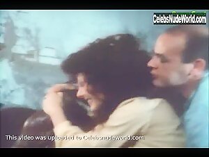 Debora Cali underware in La storia di Lady Chatterley (1989) 4
