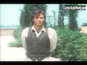 Debora Cali vintage , Public Nudity in La storia di Lady Chatterley (1989) 8