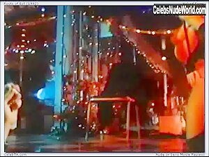 Delia Sheppard Blonde , Poledance in Roots of Evil (1992) 13