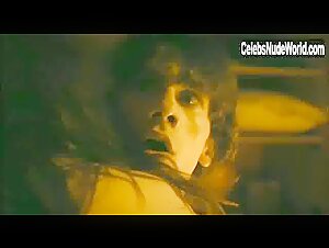 Diana Gomez in Any de Gracia (2011) 11