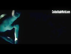 Diana Gomez nude, boobs scene in Eloise (2009) 3