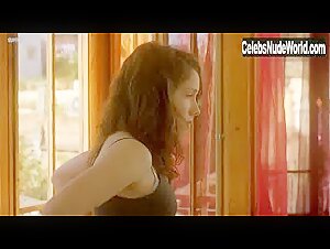 Diana Gomez boobs , Brunette scene in Eloise (2009) 3