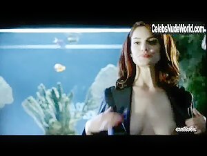 Diana Gettinger in Femme Fatales (series) (2011) 1