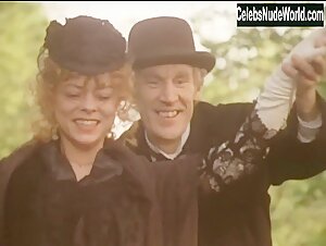 Diana Kjaer in August Strindberg: Ett liv (series) (1985) 13