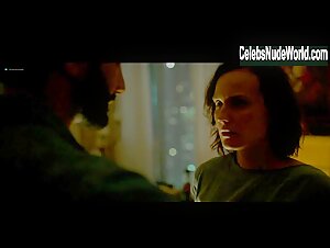 Diane Kruger in Operative (2019) 5
