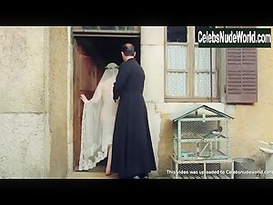 Diane Rouxel in Fou d'amour (2015) 12