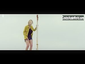 Diane Rouxel see-through scene in Moka (2016)