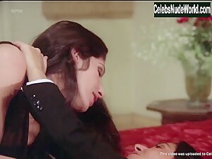 Dina Sfat in O Homem do Pau-Brasil (1982) 11