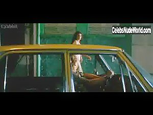 Dira Paes in Amarelo Manga (2002) 10