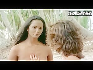 Dirce Funari in Le notti erotiche dei morti viventi (1980) 12