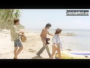 Dirce Funari Outdoor , Hot in Le notti erotiche dei morti viventi (1980) 16
