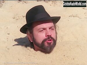 Dora Pellegrino Beach , Public Nudity in O Homem do Pau-Brasil (1982) 20