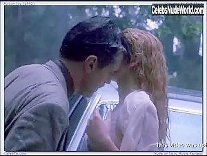 Drew Barrymore Blonde , Wet Dress in Poison Ivy (1992) 9