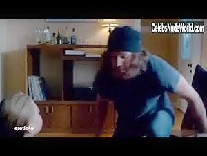 Estella Warren Blonde , Kissing in Blue Seduction (2009) 8