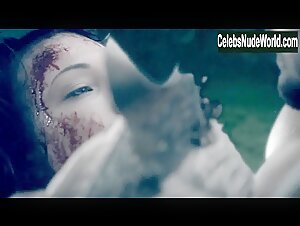 Erin Cummings in Spartacus: Blood and Sand (series) (2010) 20