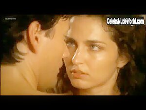 Erika Marozsan in Die Katzenfrau (2002) 7