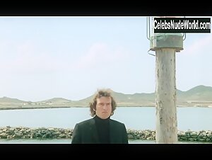 Ewa Stromberg Blonde , Explicit in Vampyros Lesbos (1971) 1