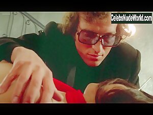Ewa Stromberg Blonde , Explicit in Vampyros Lesbos (1971) 19