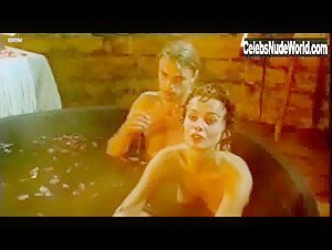 Erika Hoghede in Petri tarar (1995) 17