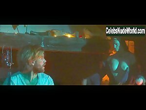 Lisa Belle in Theatre Bizarre (2011) 8