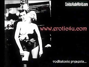 Lisa Belle Butt , Blonde in Fantasmes (series) (2007) 20