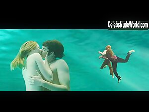 Evan Rachel Wood Explicit , Hot in Across the Universe (2007) 13