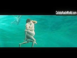 Evan Rachel Wood Explicit , Hot in Across the Universe (2007) 3