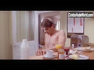 Emmanuelle Seigner Shower , Hot in Bitter Moon (1992) 10