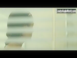 Emmanuelle Devos in Arrete ou je continue (2014) 12