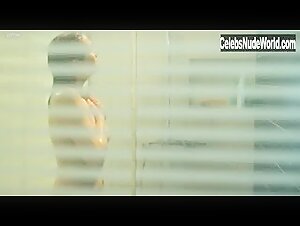 Emmanuelle Devos in Arrete ou je continue (2014) 4