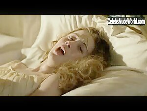 Emmanuelle Beart in Un amour interdit (1984) 13