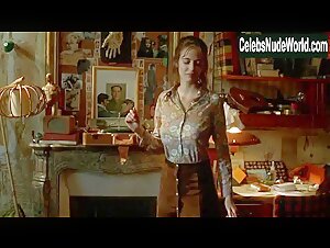 Eva Green Undress , boobs scene in Dreamers (2003) 4