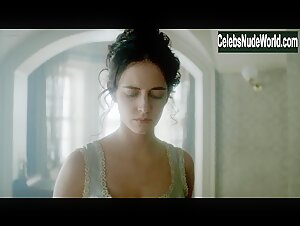 Eva Green Cleavage , Flashing in Penny Dreadful (series) (2014) 4