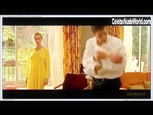 Emmanuelle Beart Blonde , boobs in Les temoins (2007) 15