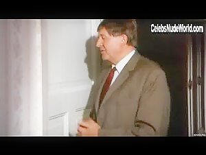 Eva Eden Cuckold , Vintage in Blutjung und liebeshungrig (1972) 9