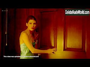 Emma Greenwell in The Rook (series) (2019) 8