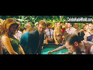 Gemma Arterton in Runner Runner (2013) 1