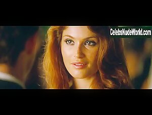 Gemma Arterton in Runner Runner (2013) 8