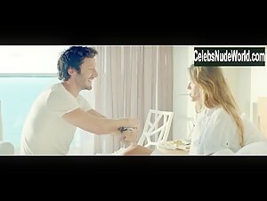 Eugenia Suarez in El Hilo Rojo (2016) 10