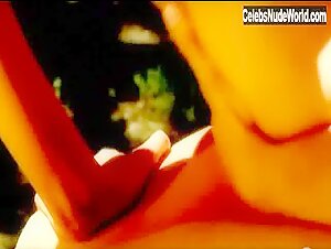 Estelle Desanges Outdoor , Hot in Clara la libertine (2005) 17