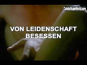 Estelle Desanges Explicit , Brunette in Une passion obsedante (2005) 3