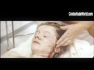 Emily Watson Brunette , Gore in Breaking the Waves (1996) 15