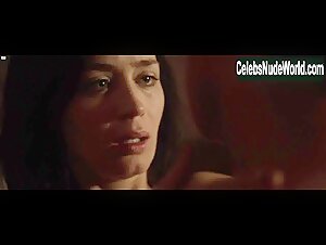 Emily Blunt in Arthur Newman (2012) 19