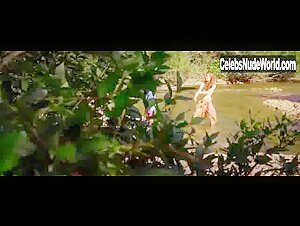 Elyse Levesque in Fishing (2015) 4