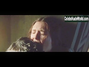 Elizabeth Olsen in In Secret (2013) 10