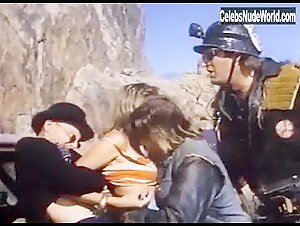 Elizabeth Kaitan in Savage Dawn (1985)