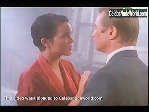 Elizabeth Gracen Flashing , boobs in Discretion Assured (1993) 16